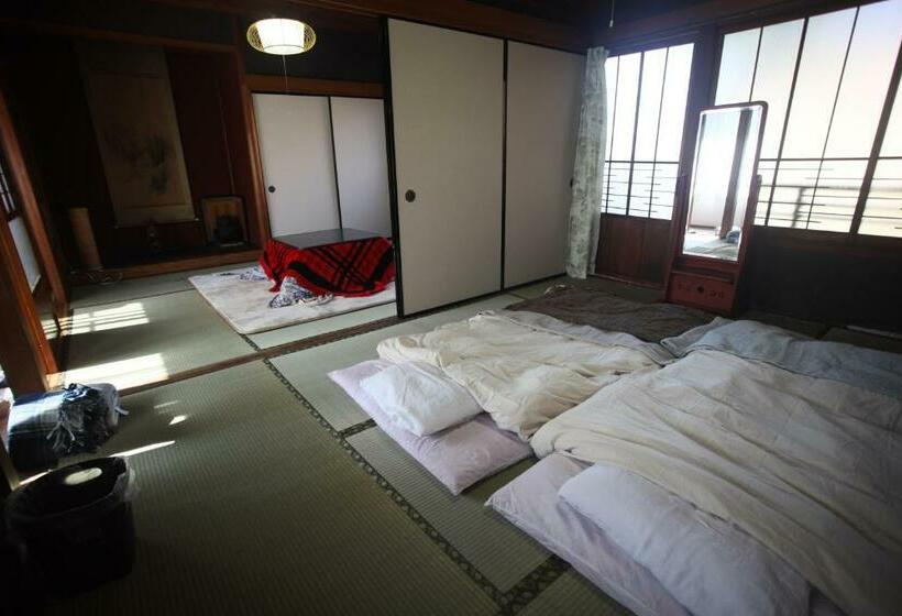 Bed and Breakfast コミュニティカフェ民泊つむぎ