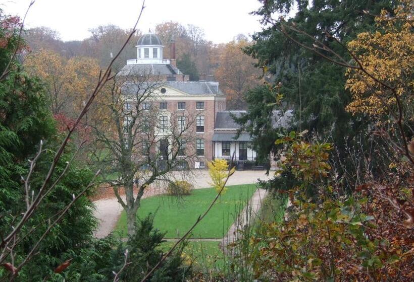 تختخواب و صبحانه Meneer Pos