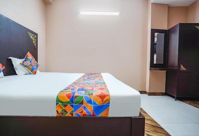 Fabhotel Krishna Heights