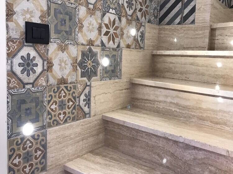 Gianluis Luxury Suites