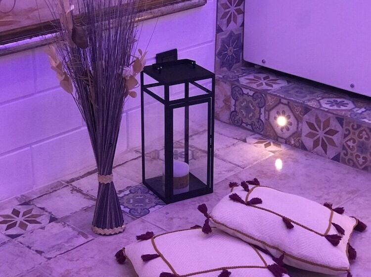 Gianluis Luxury Suites