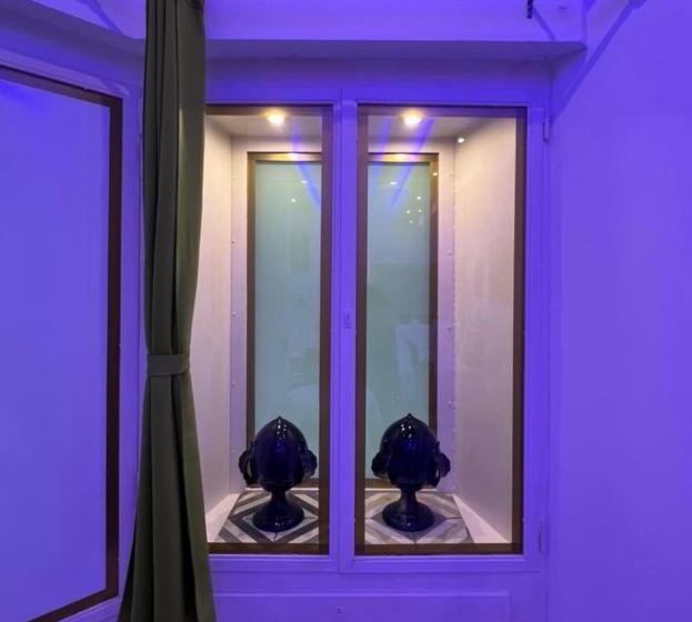 Gianluis Luxury Suites