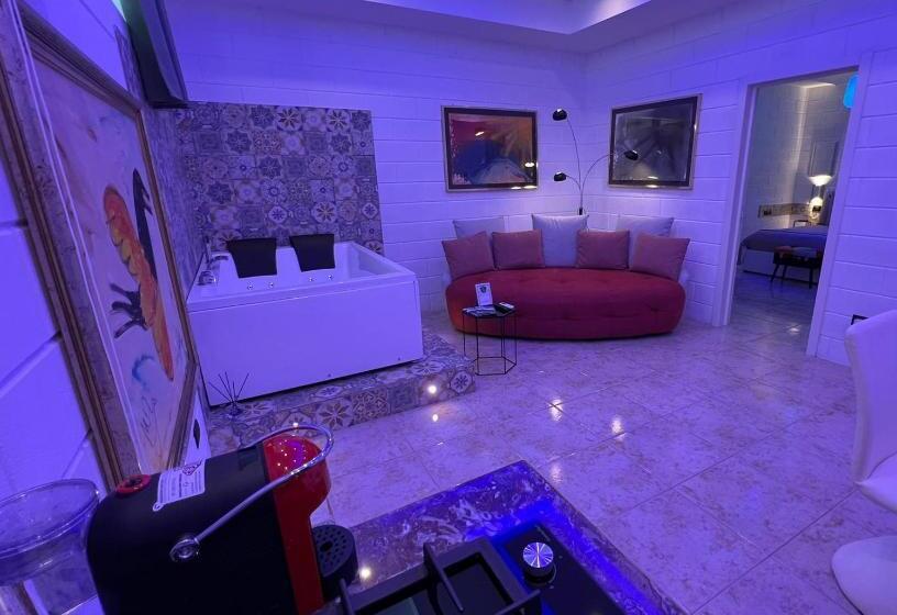 Gianluis Luxury Suites