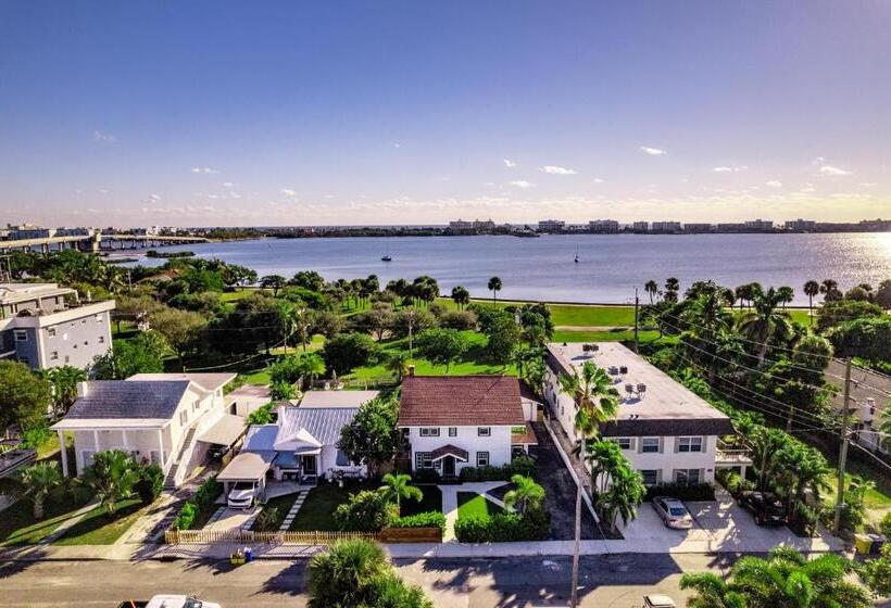 Historic Waterfront Estate With Yard & Modern Kitchen