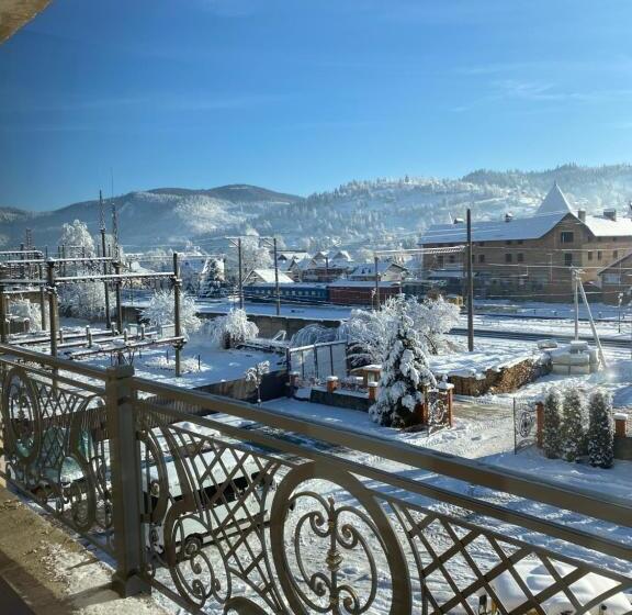 هتل готель ресторан два леви