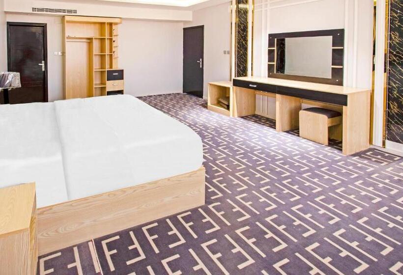 فندق منتجع بيوتات