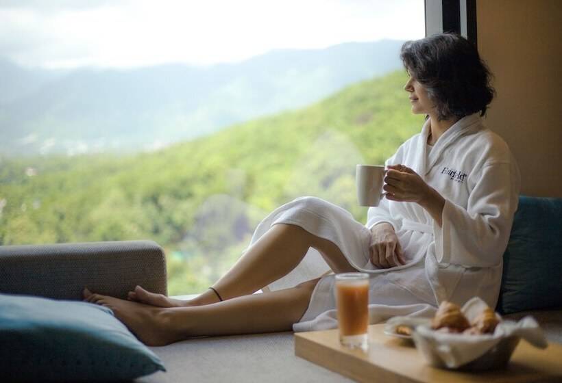 Hotel Fairfield By Marriott Dehradun