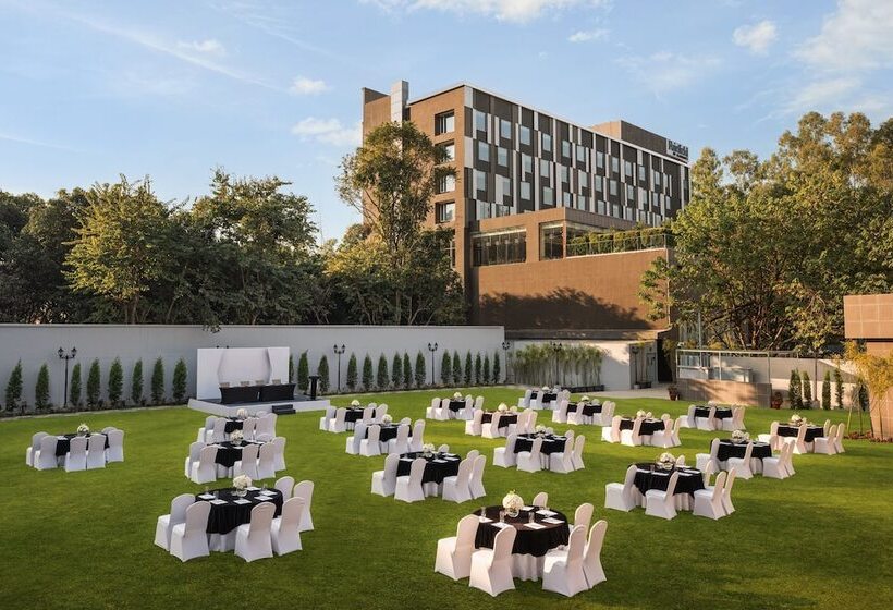 בית מלון כפרי Fairfield By Marriott Dehradun