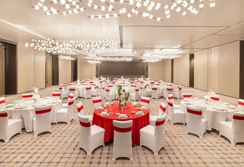 호텔 Holiday Inn & Suites Qingdao Jinshui, An Ihg