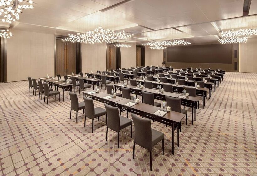 호텔 Holiday Inn & Suites Qingdao Jinshui, An Ihg