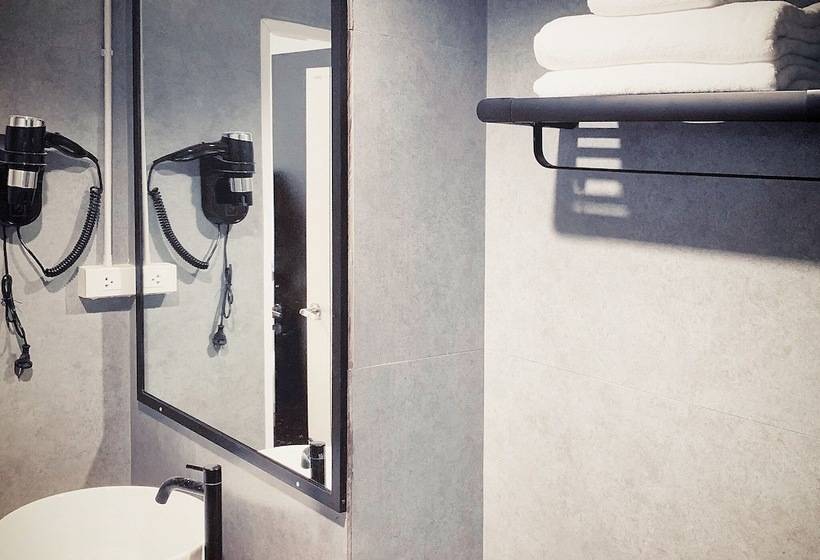 فندق Into The Town Krabi