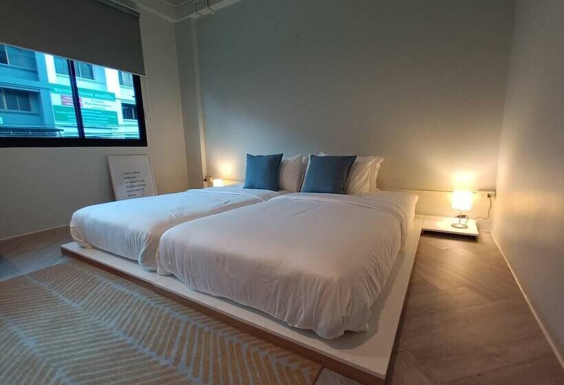 فندق Into The Town Krabi