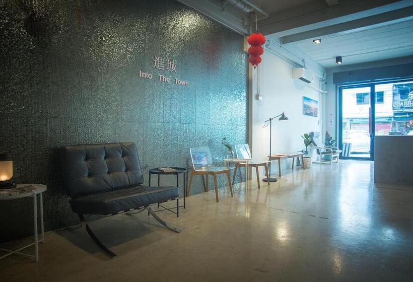 فندق Into The Town Krabi