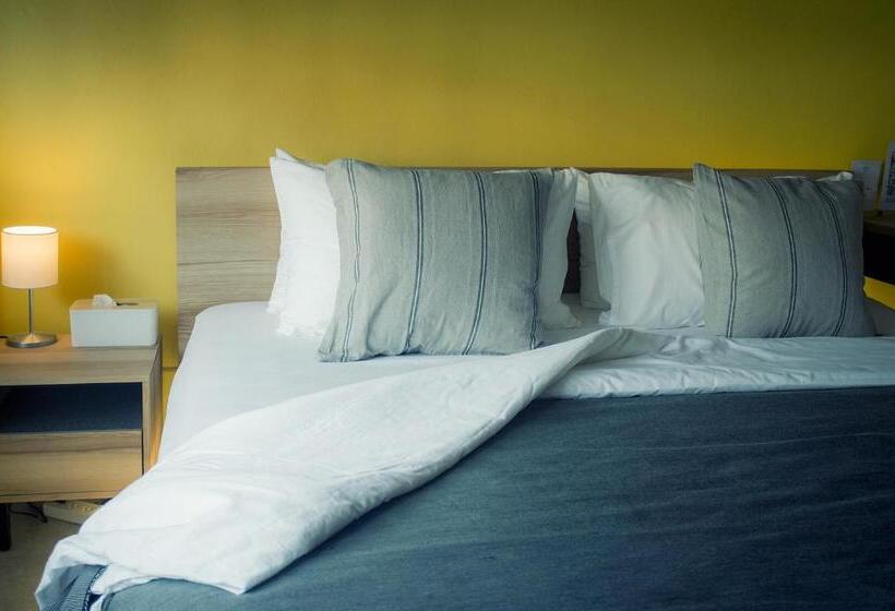 فندق Into The Town Krabi