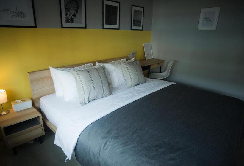 فندق Into The Town Krabi