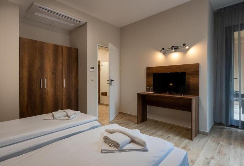 酒店 Queen Nelly Park