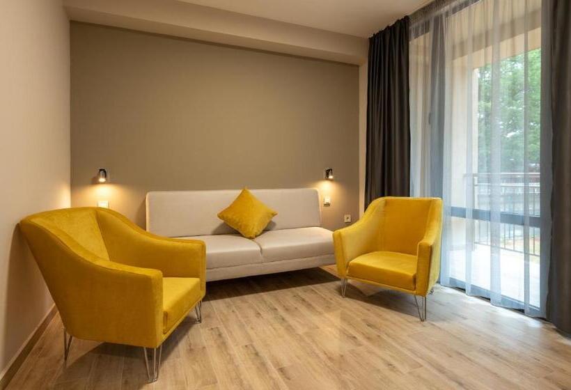 酒店 Queen Nelly Park