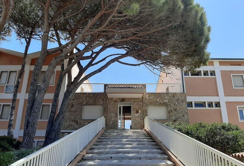 Overlooking The Sea Santa Teresa Gallura