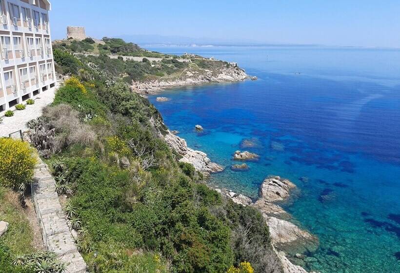 Overlooking The Sea Santa Teresa Gallura