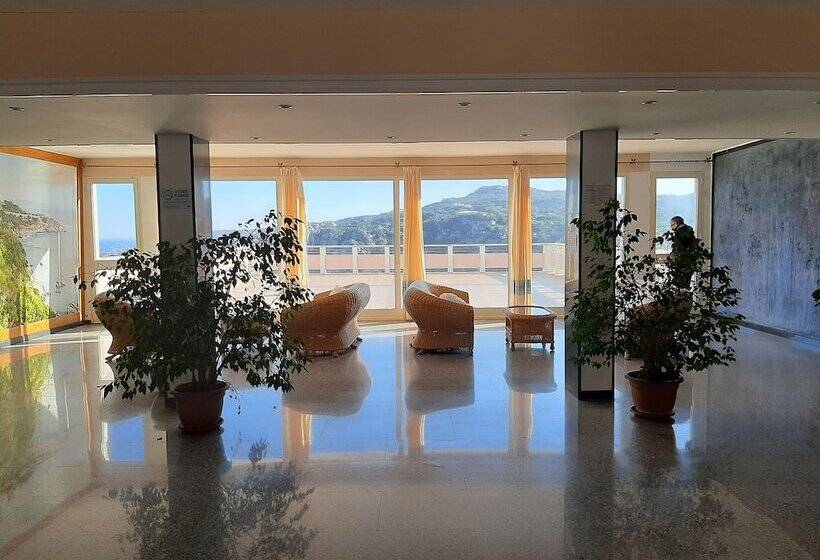 Overlooking The Sea Santa Teresa Gallura