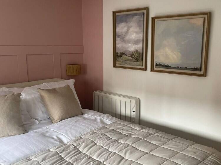 Peak Willow Apartments