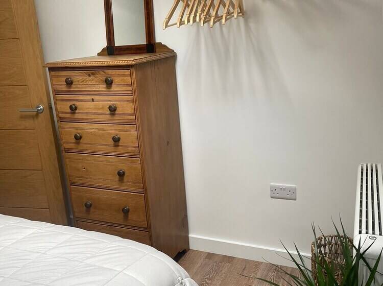 Peak Willow Apartments