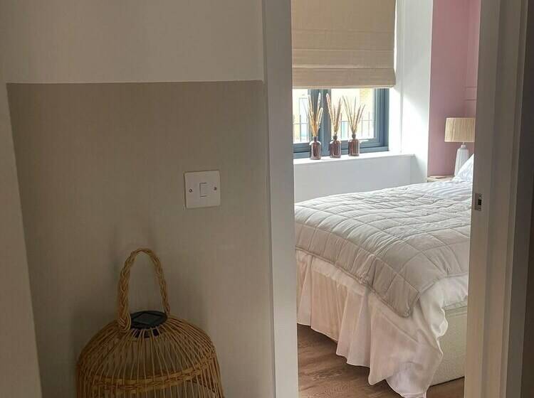 Peak Willow Apartments