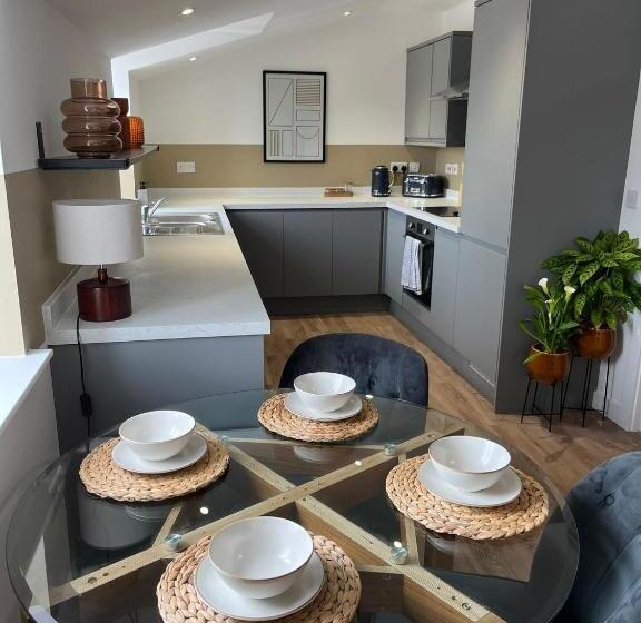 Peak Willow Apartments