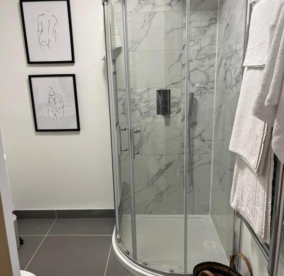 Peak Willow Apartments