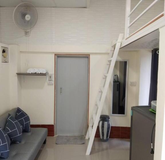 Пансион บ้านขวัญกมล