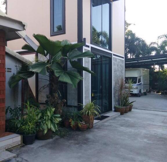 Пансион บ้านขวัญกมล