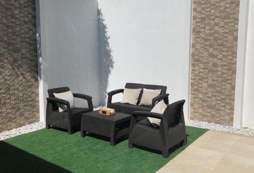 پانسیون Casa Lourdes