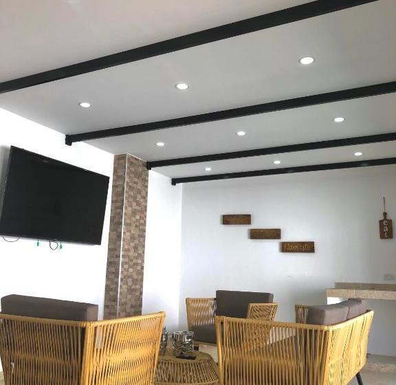 פנסיון Casa Lourdes