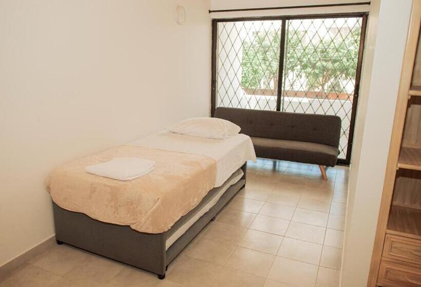 פנסיון Casa Lourdes