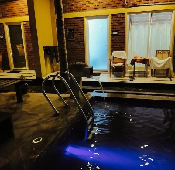 펜션 Petit Guest House