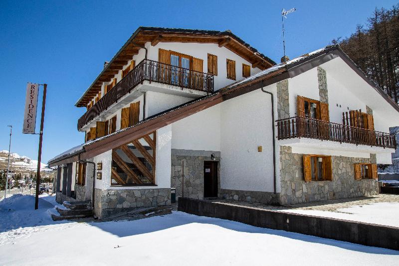 Residence Nube D Argento