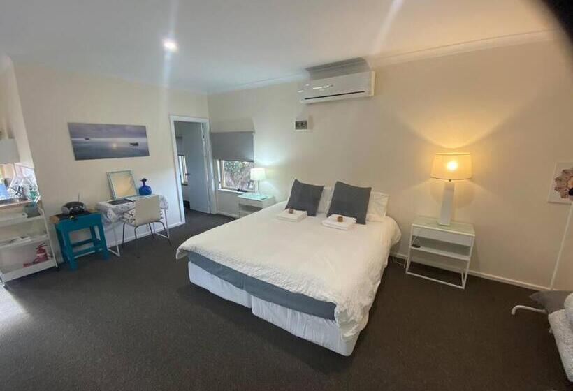 Upstairs On Strickland