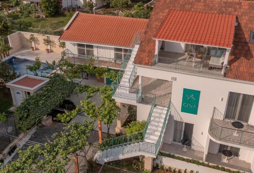 Vila Gina