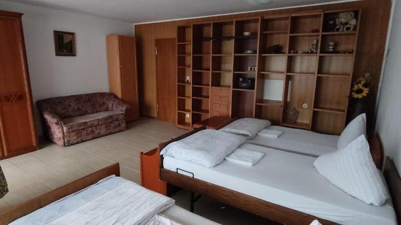 Wohnung Für Grosse Gruppe Bis 10 Person