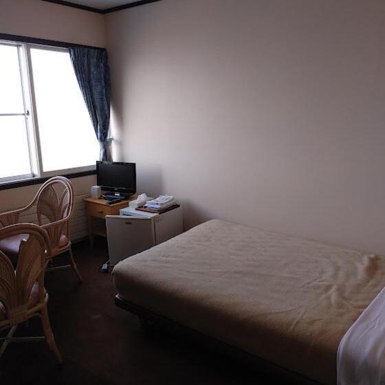 ニャー助のホテルん