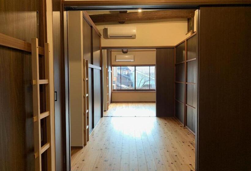 Alberg 片原楽家 旅人の長浜町家ドミトリー