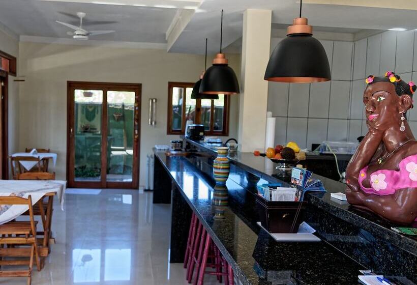 הוסטל Pousada Cristhal Paraty