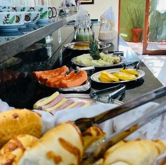 הוסטל Pousada Cristhal Paraty