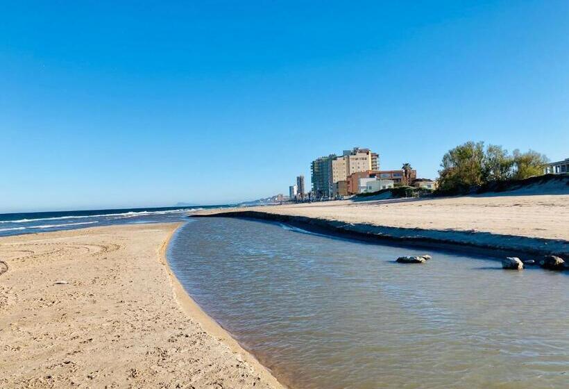 Beachfront And Peaceful Apartment