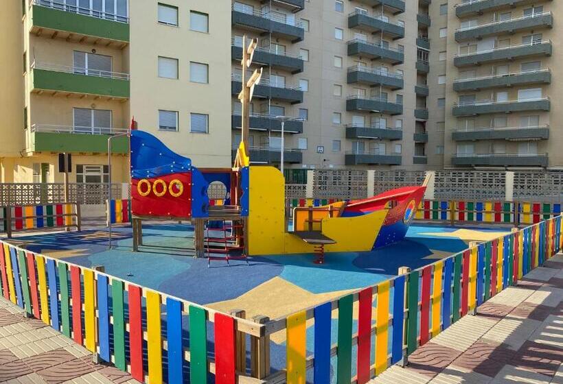 Beachfront And Peaceful Apartment
