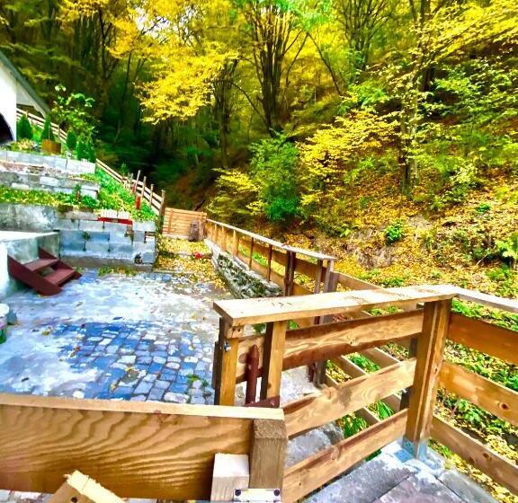 צימר Căsuța Din Pădure