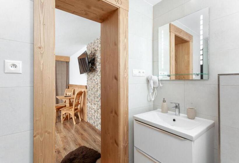 Bed and Breakfast Drevenica U Pavla