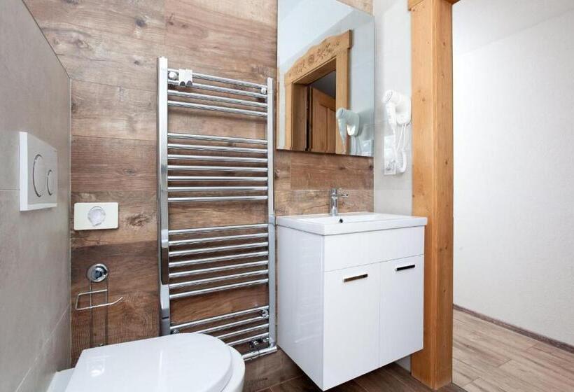 Bed and Breakfast Drevenica U Pavla