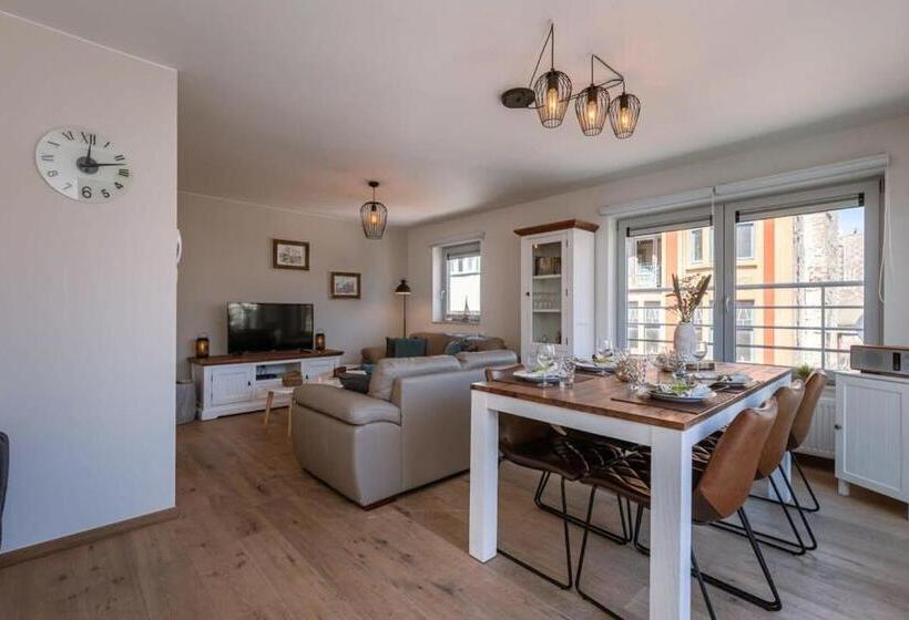 Centrally Located Apartment With Sunny Terrace