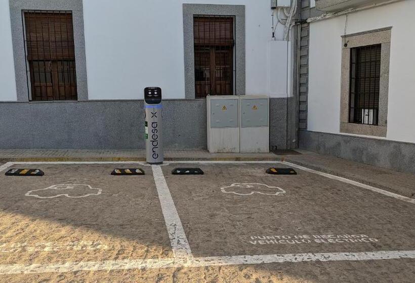 Cómodo Piso En Cardeña